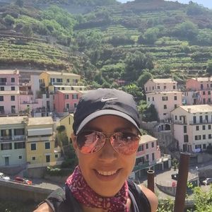 Meet your Posher, Julie